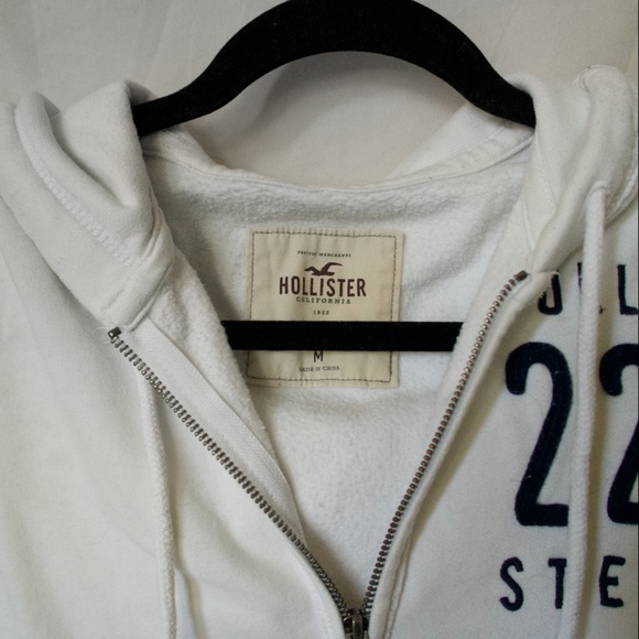 Hollister Zip Up Sweater - Picture 3 of 5